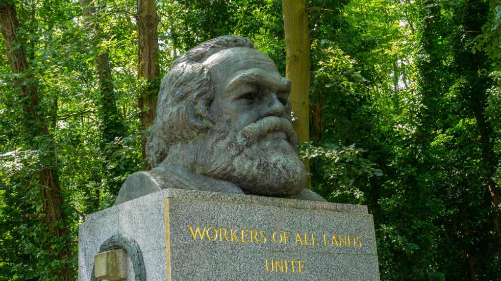 Karl Marx grave